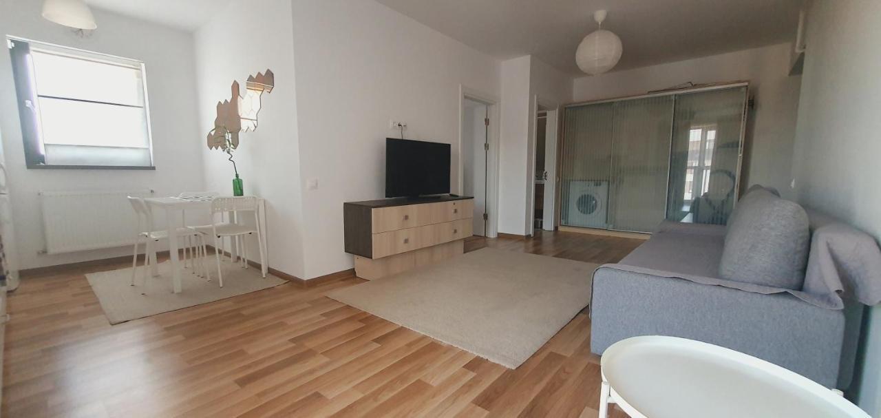 Welcome In Central Pitesti Apartment Exterior photo